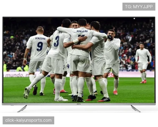 伯纳乌TIFO震撼全场，巴斯克斯感恩球迷热情支持